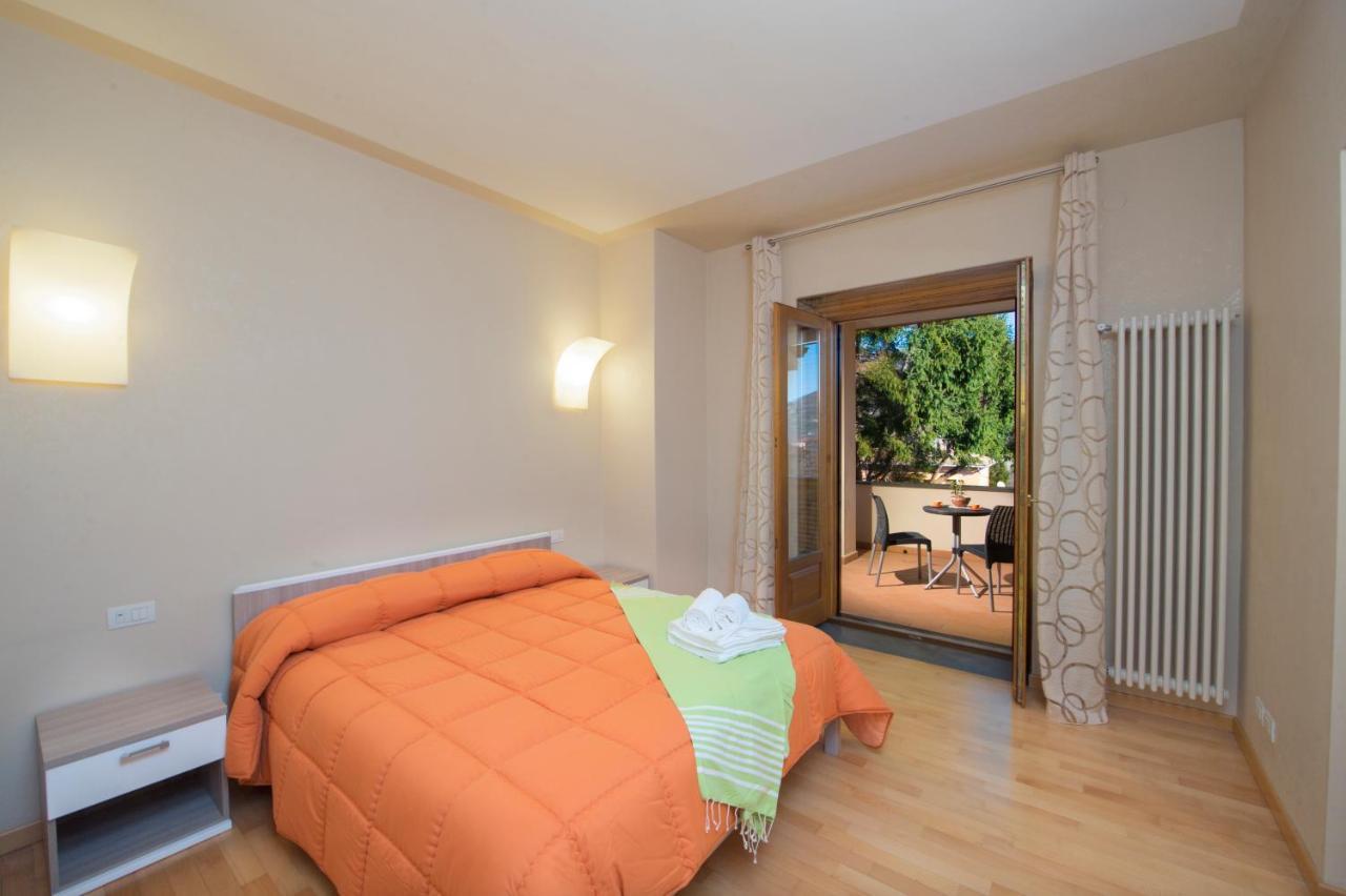 Casa Olimpo Apartment อาเจโรลา ภายนอก รูปภาพ